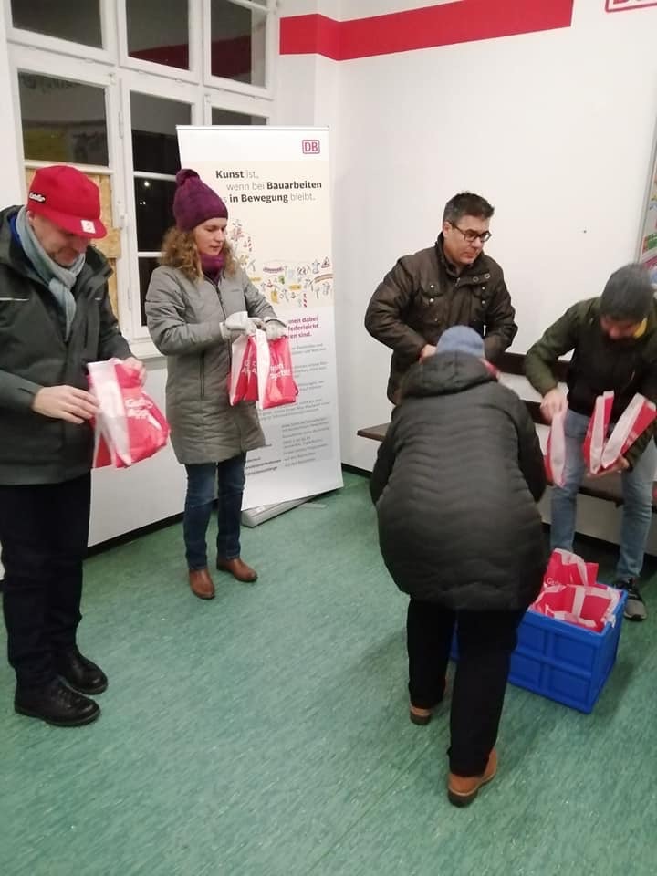3. Bürgermeister Günter Zellner und Stadtratskandidaten aktiv